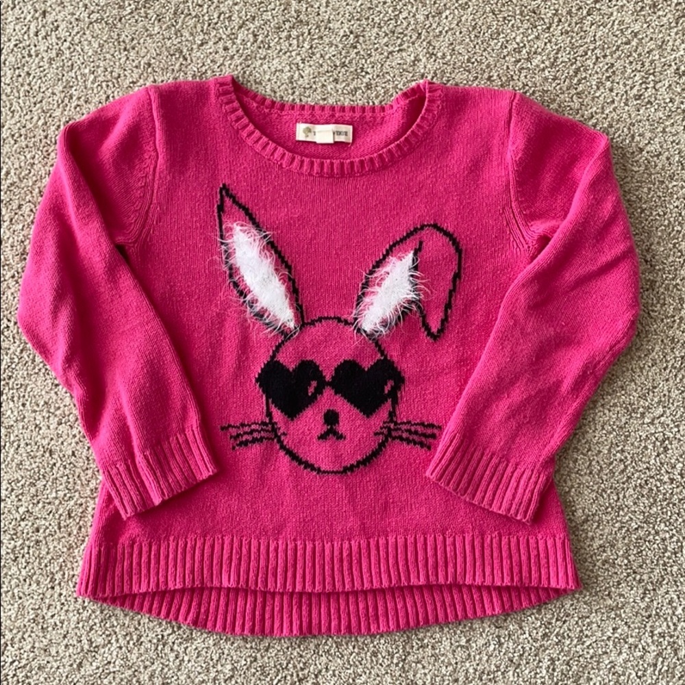 Adorable sweater!